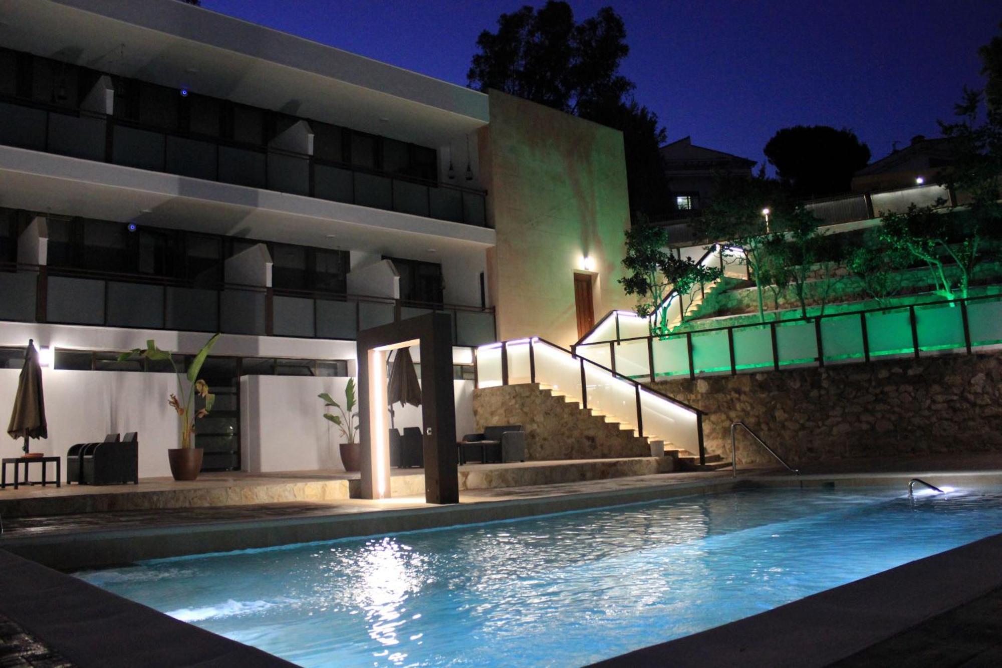 Apartamentos El Mirador กอร์โดบา ภายนอก รูปภาพ