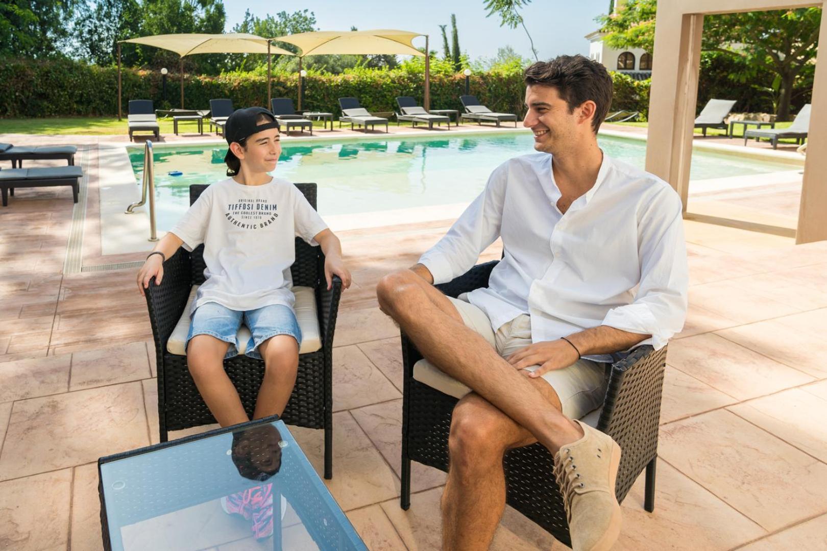 Apartamentos El Mirador กอร์โดบา ภายนอก รูปภาพ